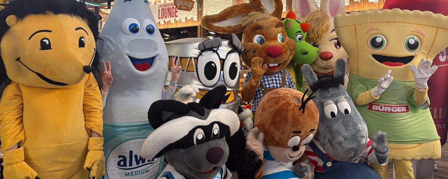 Rekordzahl von Maskottchen auf dem Wasen